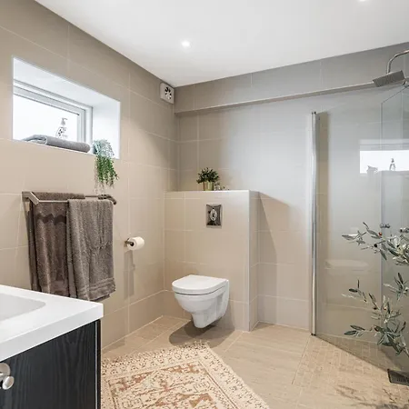 Spacious With Slope View Casa vacanze *